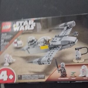 LEGO Star Wars Mandalorian Starfighter - Gray and Yellow